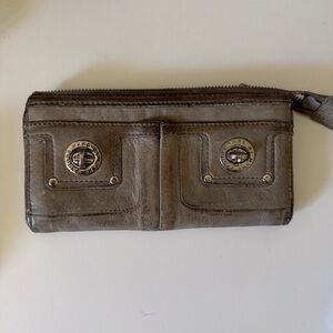 Marc by Marc Beige Wallet Pre Owned